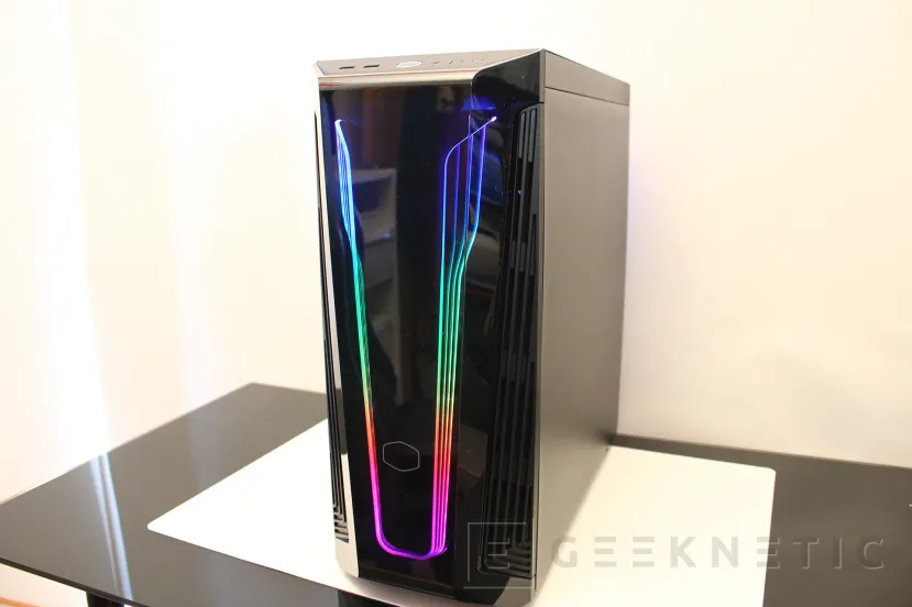 Geeknetic Cooler Master MasterBox 540 Review 39
