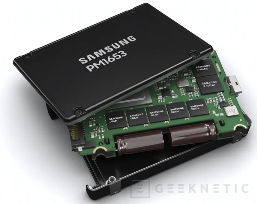 Geeknetic 31 TB de capacidad  a 4.300 MB/s en los nuevos SSD SAS Samsung PM1653 1