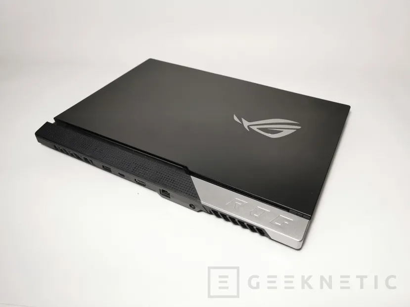 Geeknetic ASUS ROG Strix SCAR 15 G533QS Review con Ryzen 7 5800H y RTX 3080 5