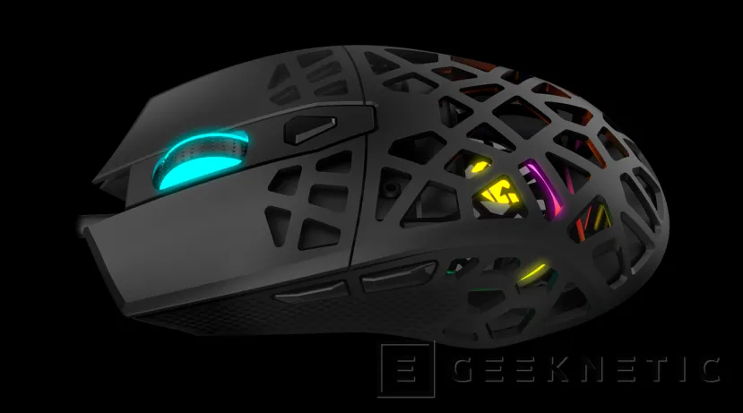 Geeknetic Krom presenta el ratón ultraligero Kaiyu con solo 65 gr de  peso y sensor Pixart de 12.000 DPI 2