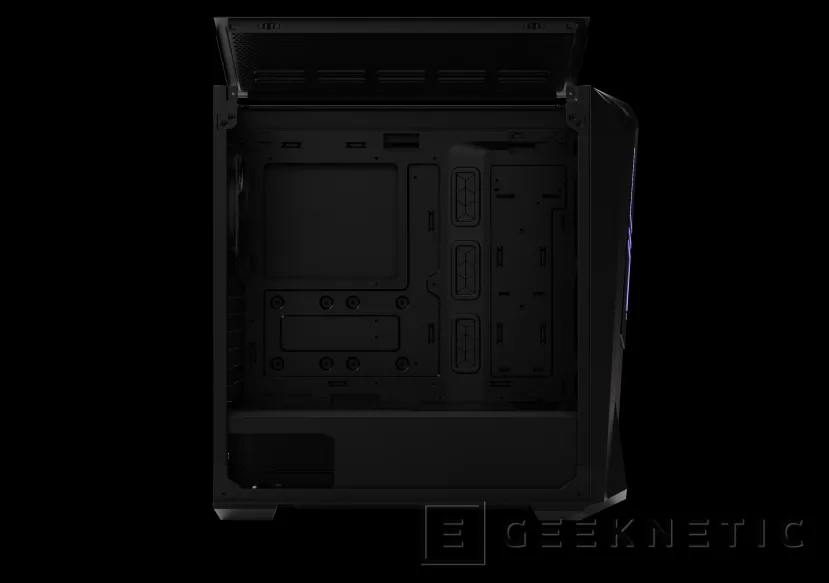 Geeknetic Nuevas Cajas Cooler Master HAF 500 y nuevos modelos MasterBox con panel de rejilla e iluminación ARGB 7