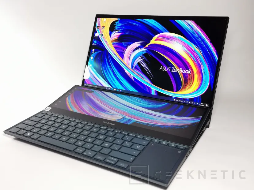 Geeknetic ASUS Zenbook Pro Duo 15 OLED UX582 Review 8
