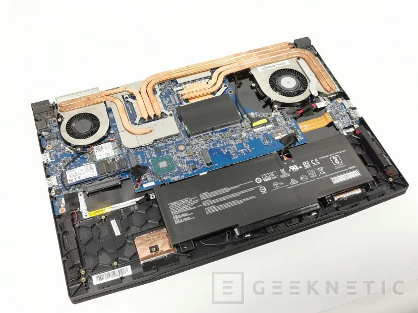 Geeknetic MSI Katana GF76 11UE Review con Core i7-11800H y RTX 3060 5
