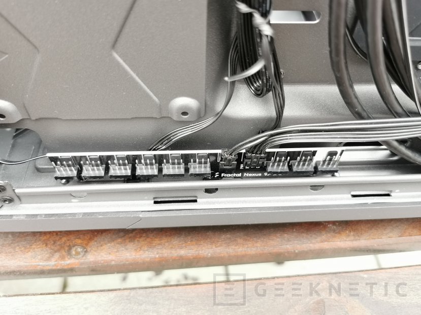 Geeknetic Los controladores de ventilador de las Fractal Torrent están sufriendo cortocircuitos y la compañía ofrece reemplazos gratuitos 1