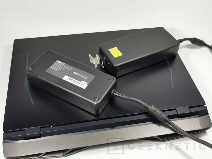 Geeknetic Acer Predator Helios 500 Preview con Core i9-11980HK y RTX 3080 9