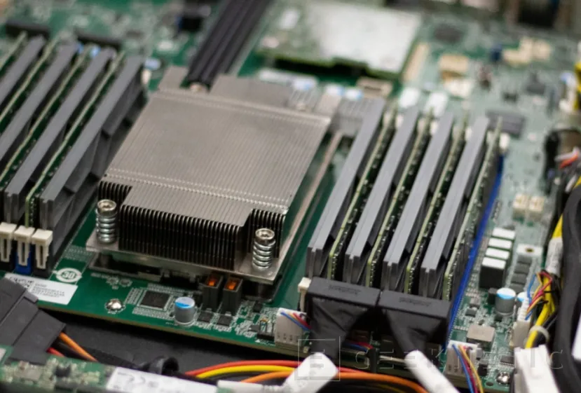 Geeknetic Cloudflare elige procesadores AMD EPYC para sus servidores Gen 11 ante el elevado consumo de los chips Intel 1