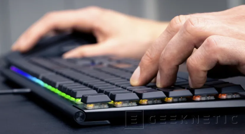 Geeknetic Cherry anuncia su teclado MX 10.0 N RGB con interruptores mecánicos de bajo perfil 1