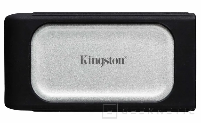 Geeknetic Kingston presenta la nueva XS2000, un SSD externo con hasta 2 TB y 2000 MB/s del tamaño de un pendrive 3