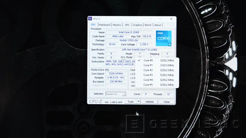 Geeknetic El Intel Core i5-12400 alcanza los 5,2 GHz y hasta un 33% más de rendimiento con overclocking 1