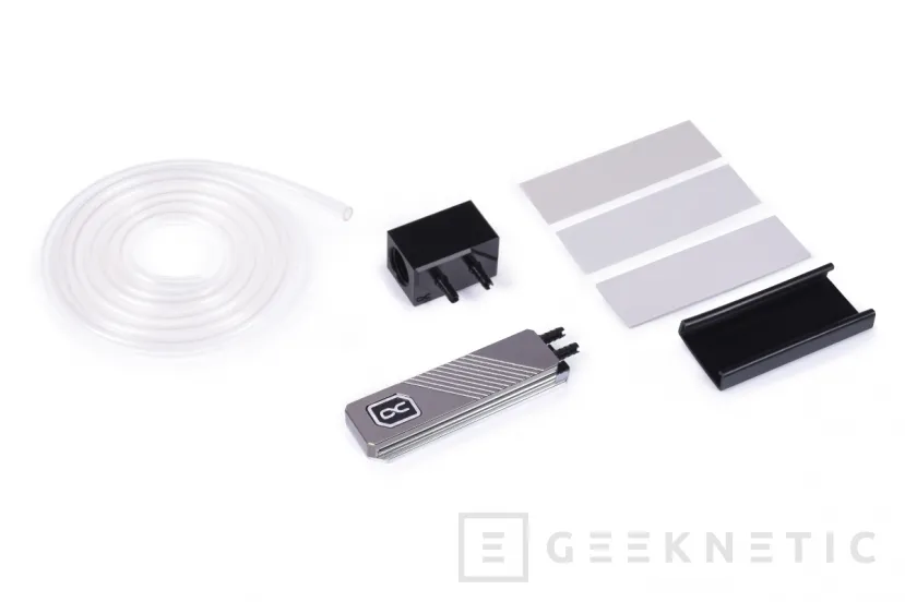 Geeknetic Alphacool lanza un bloque para discos SSD M.2 HDX Pro Water con conectores MCX 3