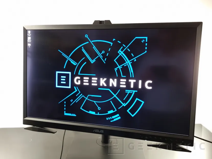 Geeknetic ASUS ProArt Display OLED PA32DC Review 41