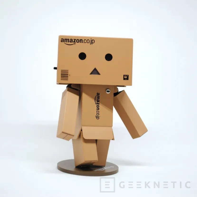 Geeknetic Amazon es la última compañía en planear despidos masivos 1