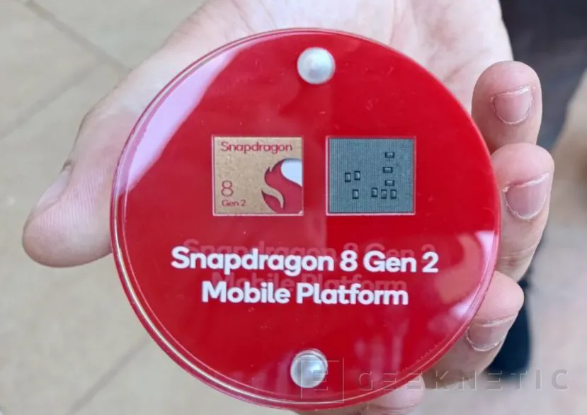 Geeknetic  El Snapdragon 8 Gen 2 incorpora WiFi 7 y 5G Dual SIM 1