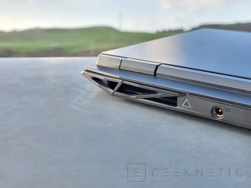 Geeknetic Acer Nitro 5 AN515-58-78QQ Review 3