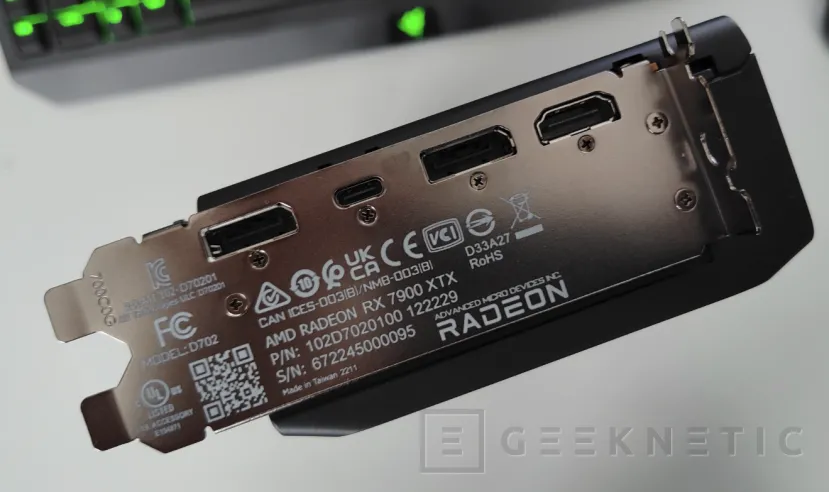 Geeknetic AMD Radeon 7900 XTX y 7900 XT: Unboxing y Primeras Imágenes en nuestro Laboratorio 6
