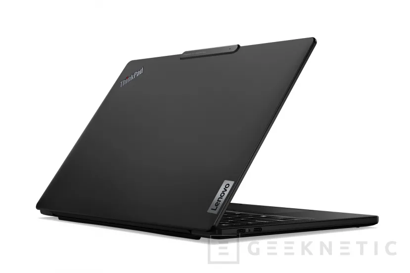 Geeknetic Lenovo ha presentado el nuevo ThinkPad X13s con un procesador Snapdragon 8cx Gen 3 y Windows 11 Pro 3