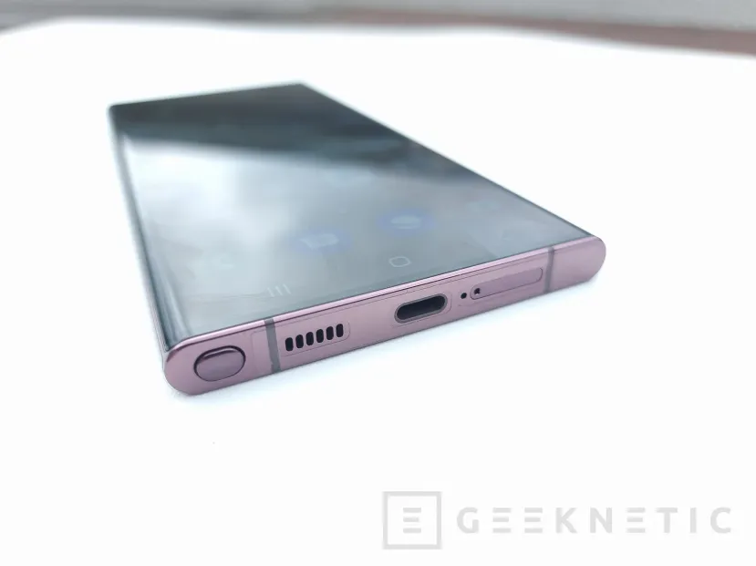 Geeknetic Samsung Galaxy S22 Ultra Review 7