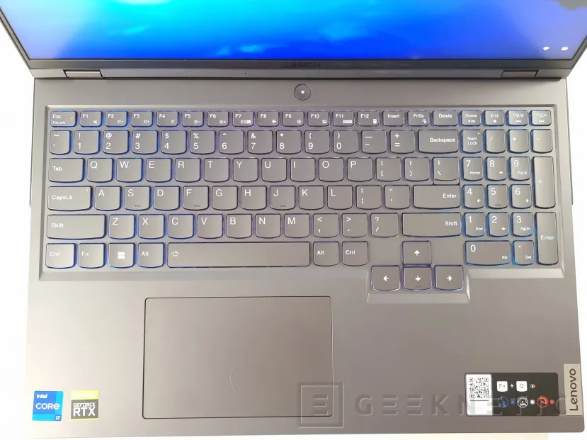Geeknetic Lenovo Legion 5i Pro 16IAH7H Review con Core i7-12700H 8