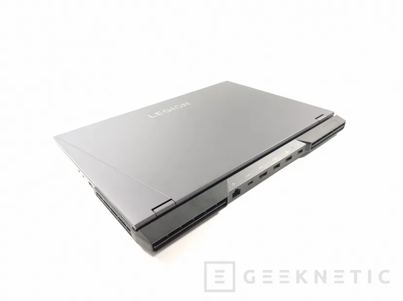 Geeknetic Lenovo Legion 5i Pro 16IAH7H Review con Core i7-12700H 1