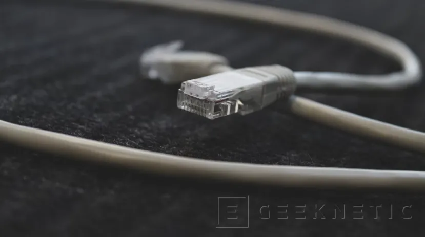 Geeknetic Ethernet: Tipos de Cables y Categorías 3