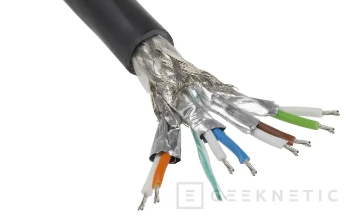 Geeknetic Ethernet: Tipos de Cables y Categorías 6