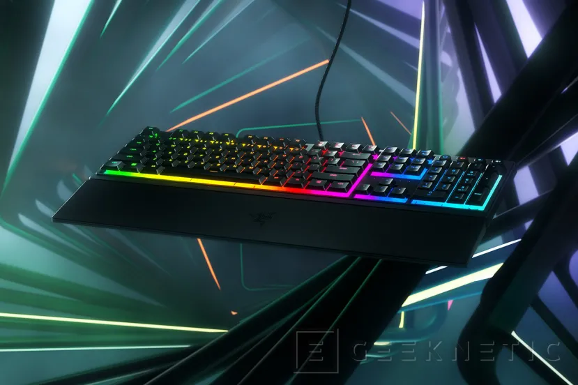 Geeknetic Razer lanza el teclado Ornata V3 con interruptores mecha-membrane, iluminación RGB de 10 zonas y teclas de perfil bajo 2