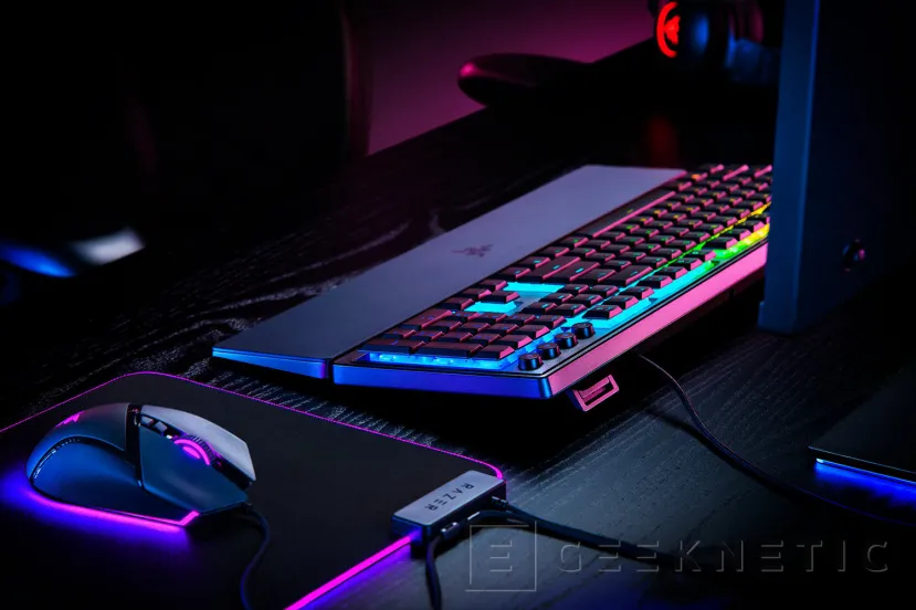 Geeknetic Razer lanza el teclado Ornata V3 con interruptores mecha-membrane, iluminación RGB de 10 zonas y teclas de perfil bajo 1