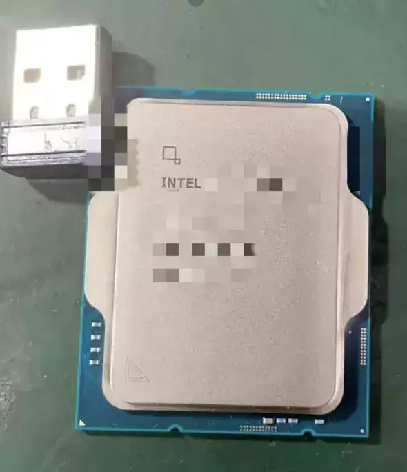 Geeknetic Ponen a la venta un Intel Core i9-13900K de 24 núcleos 1