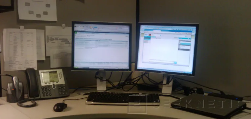 Geeknetic Cómo extender varias pantallas en Windows 11 8