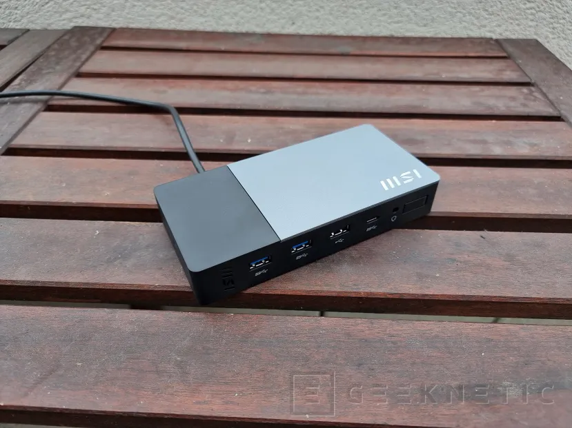 Geeknetic MSI USB-C Docking Station Gen 2 Review 4