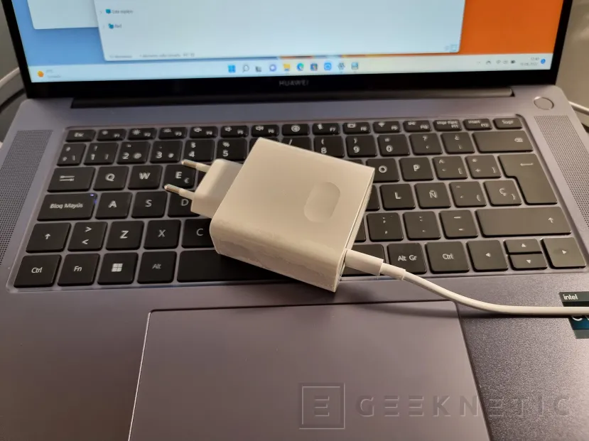 Geeknetic Huawei MateBook 16s Review 18