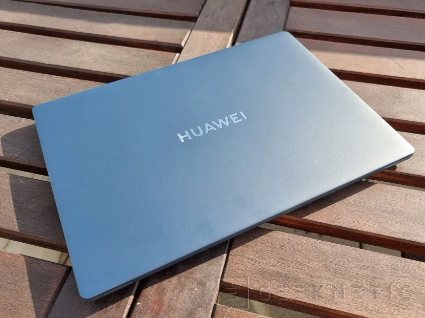 Geeknetic Huawei Matebook X Pro Review 3
