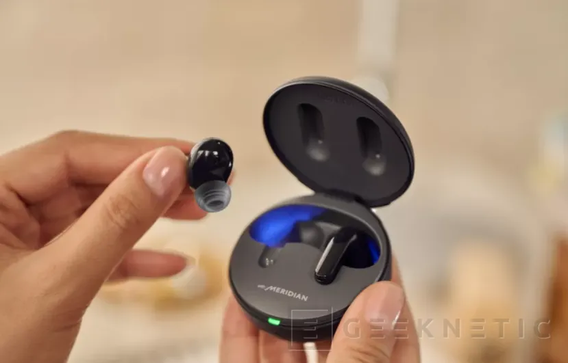 Geeknetic Optimized ANC and Spatial Continuous EQ on LG T90 Wireless Earbuds 2