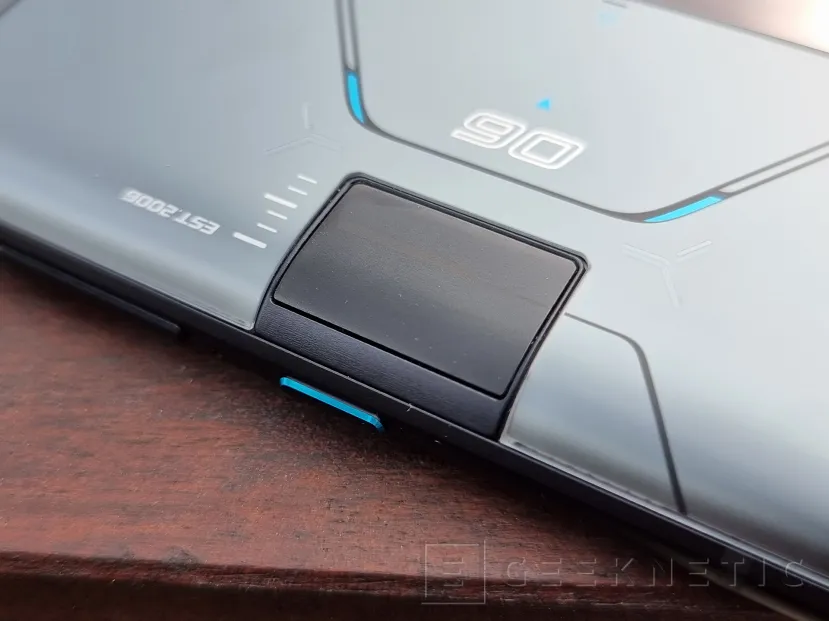 Geeknetic ASUS ROG Phone 6D Ultimate Review 9
