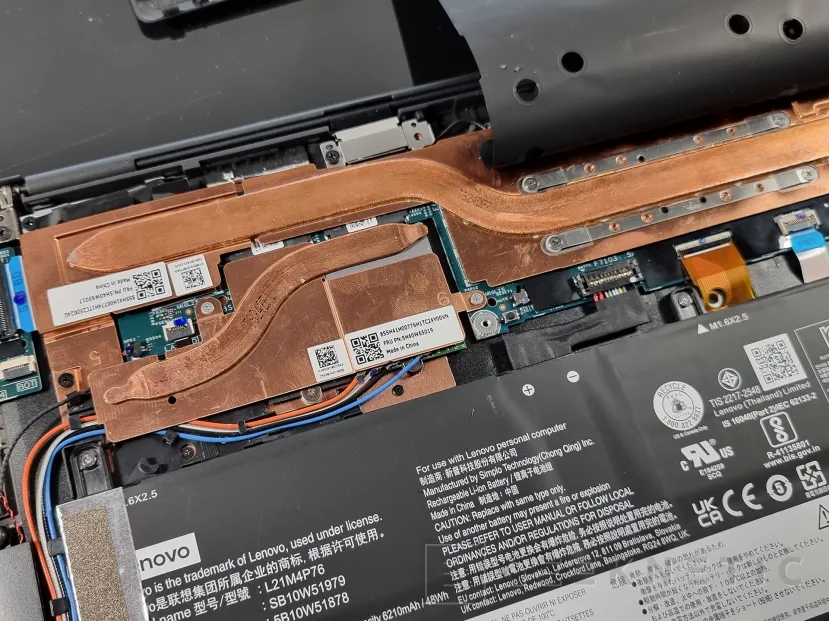 Geeknetic Lenovo ThinkPad X13s Review con Snapdragon 8cx Gen 3 26
