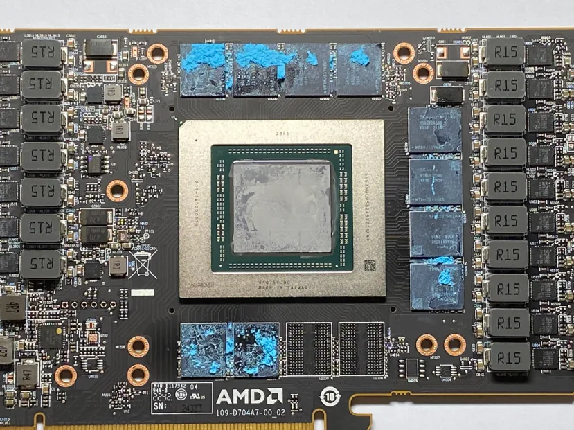 Geeknetic AMD ha preparado sus gráficas Radeon RX 7900 Series para añadir la tecnología 3D V-Cache 1