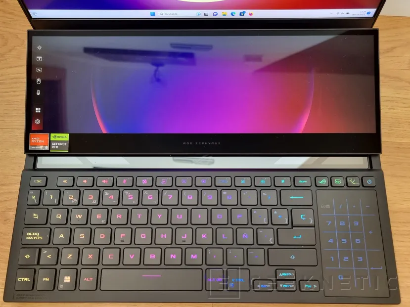 Geeknetic ASUS ROG Zephyrus Duo 16 GX650PY Review 9