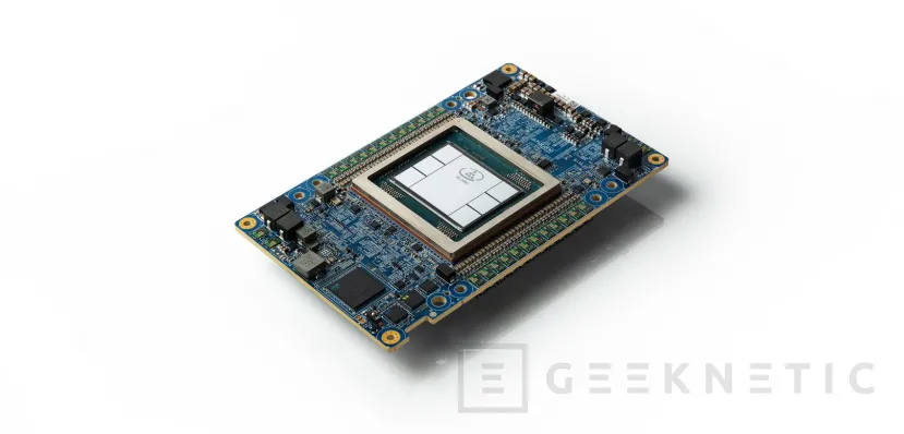 Geeknetic La Intel Gaudi2 ha duplicado su rendimiento ofreciendo resultados cercanos a la NVIDIA H100 con menor coste 1