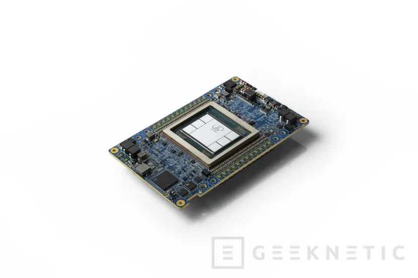 Geeknetic Intel Aurora es el superordenador que puede con 1 billon de parámetros LLM de IA gracias a la arquitectura de su GPU Intel Max 2
