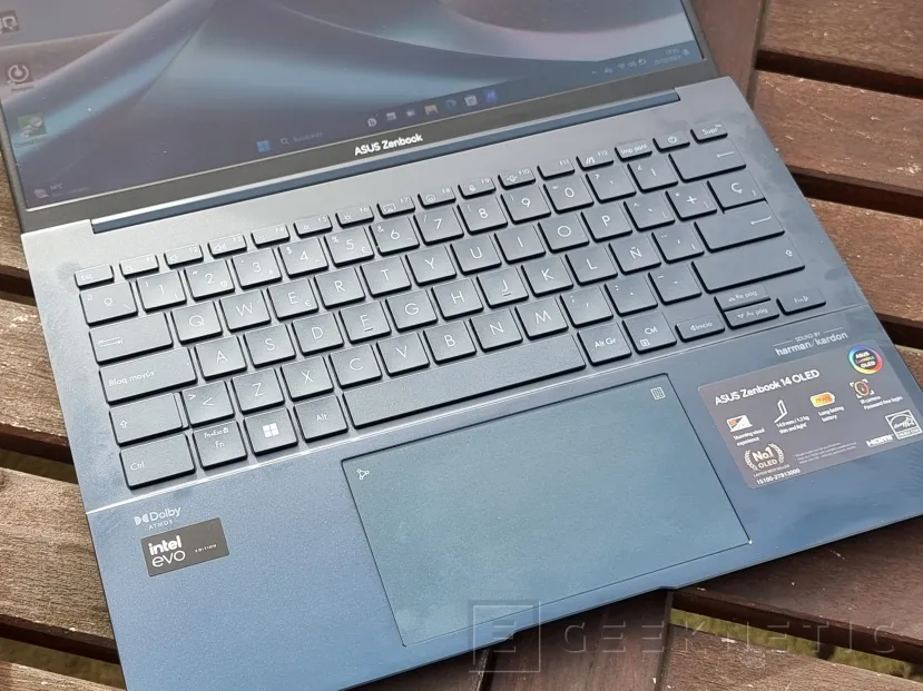 Geeknetic ASUS Zenbook 14 OLED UX3405M Review con Core Ultra 7 155H &quot;Meteor Lake&quot; 6