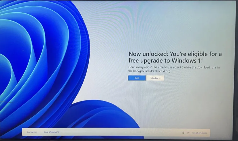 Geeknetic Microsoft empieza a colocar avisos de actualización a pantalla completa con patrones oscuros 1
