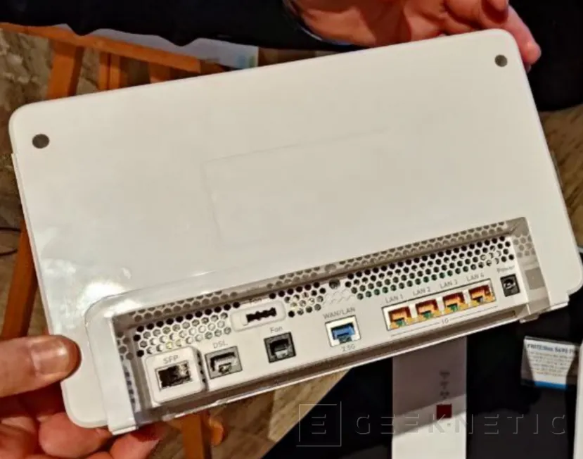 Geeknetic El nuevo Router FRITZ!Box 5690 Pro permite combinar Fibra y ADSL con WiFi 7 de 18,5 Gbps 2