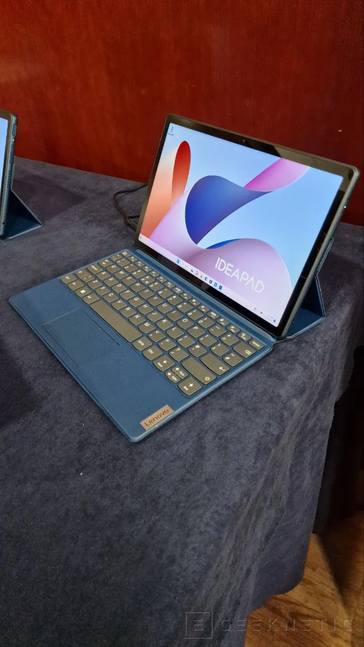 Geeknetic Lenovo's new Chromebook features a Mediatek Kompanio 1 processor