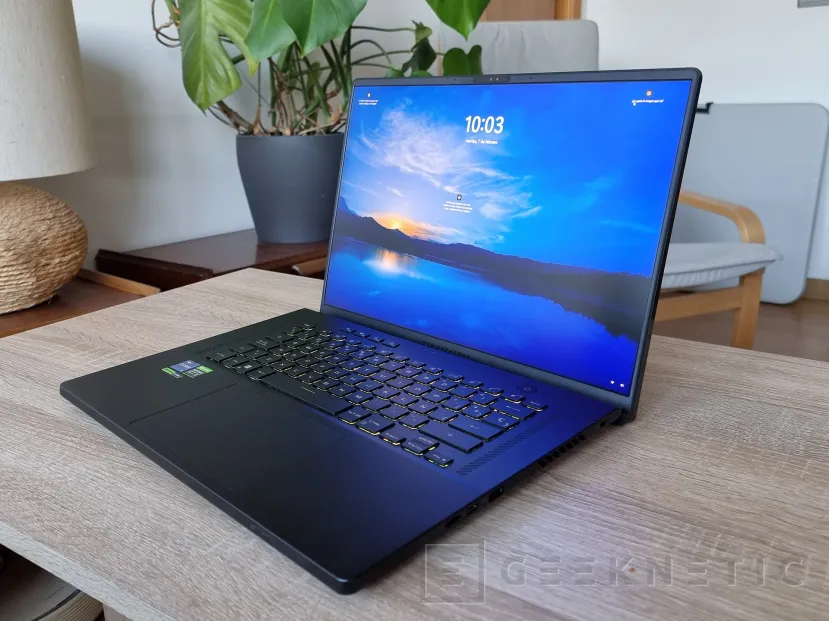 Geeknetic ASUS ROG Zephyrus M16 2023 GU604VY Review Con RTX 4090 y Core i9-13900H 8