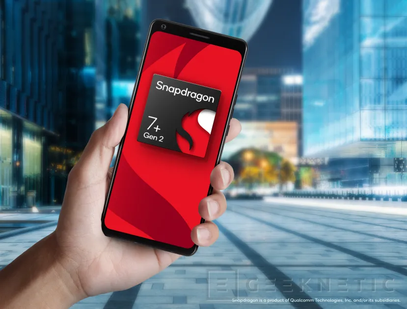 Geeknetic Qualcomm presenta el Snapdragon 7+ Gen 2 con un rendimiento 50% superior a la pasada generación 1