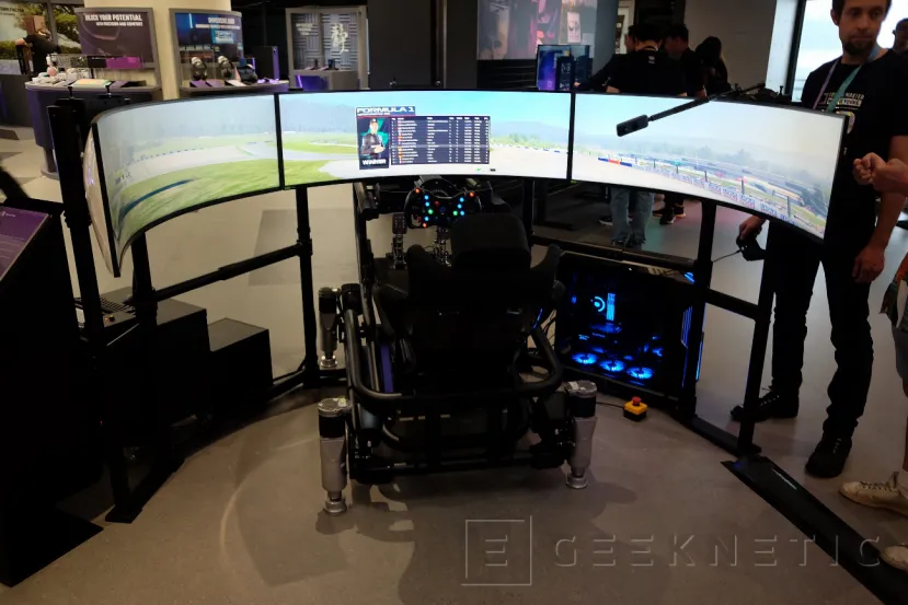 Geeknetic El nuevo Cooler Master Dyn X es un simulador para carreras con espacio para tres monitores 1