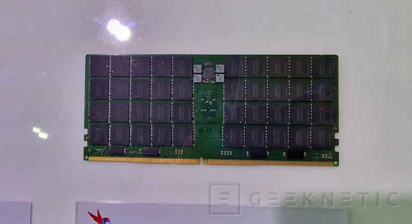 Geeknetic ADATA ha mostrado sus memorias RAM MCR de hasta 192 GB y 8.400 MHz 1