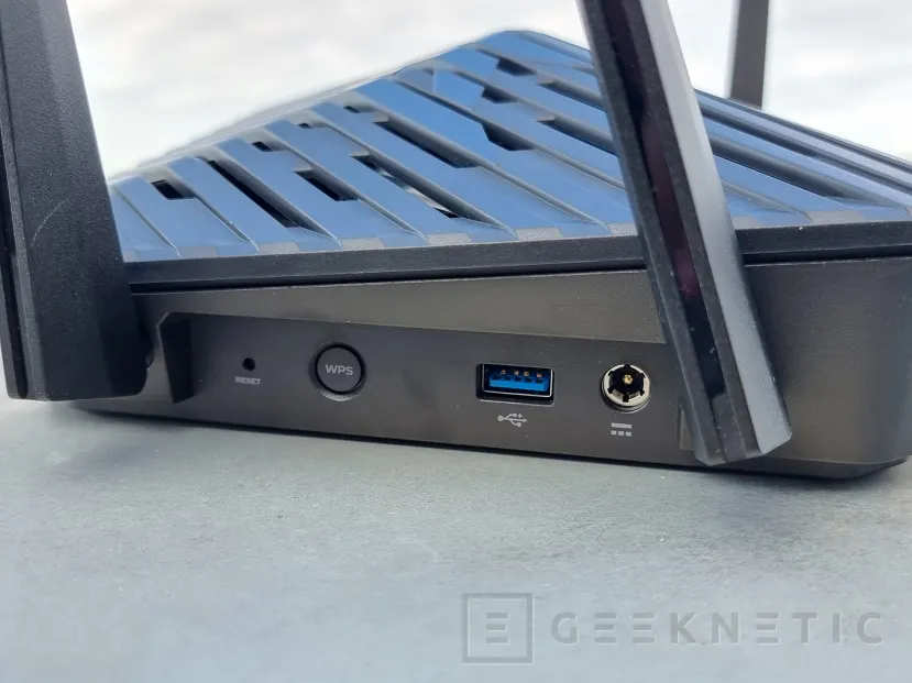 Geeknetic Acer Predator Connect W6 Wi-Fi 6E Router Review 9