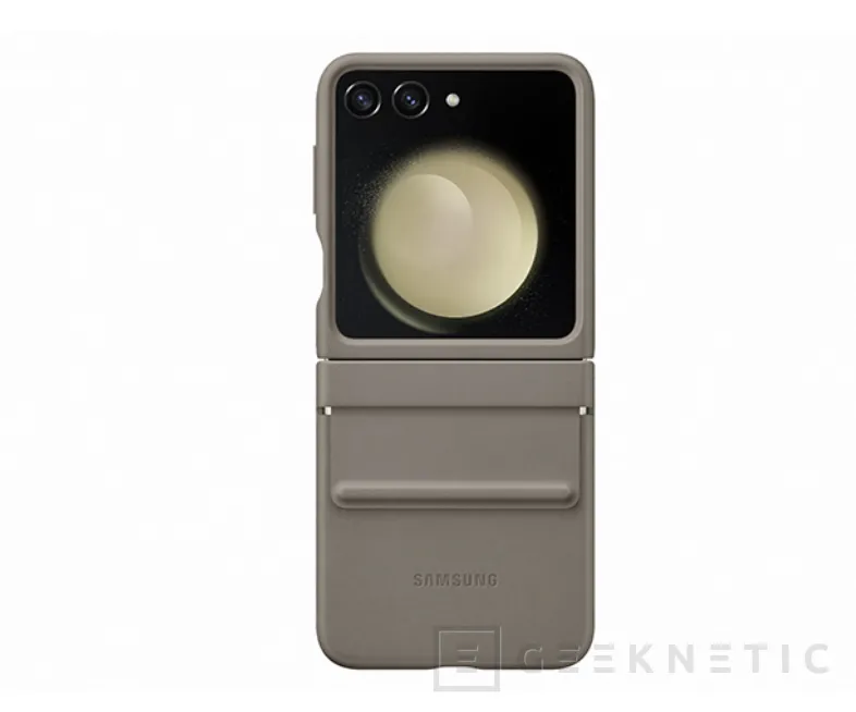 Geeknetic Se filtran nuevas fotos de los Samsung Galaxy Z Flip5 y Fold 5 con sus fundas 1
