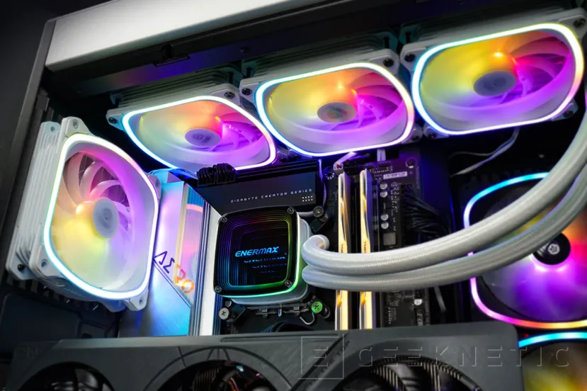 Geeknetic ENERMAX añade el blanco a sus RL AQUAFUSION y las hace compatibles con los Intel Raptor Lake 1